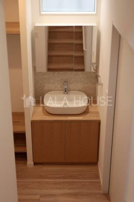 ʑEʏ@ʑ͑Ŏdグ܂B^ȃ{Eƃ^C