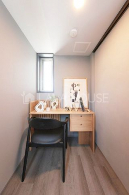 ̑ρ@rOɂ͑prɎgX^fB[Xy[XݒuBql̊wKe[Nɂg܂B