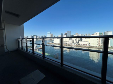 oRj[@y]z̓sS]ł郊o[r[B