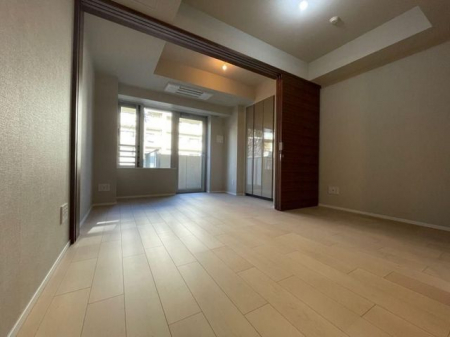 ���r���O�@-