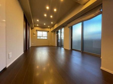 ���r���O�@-