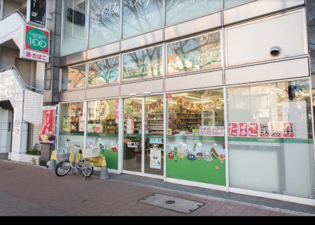 ���ӊ��@���[�\���X�g�A100����c�ߊ����X �k��3���B 170m