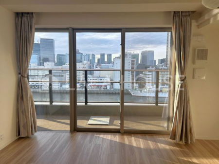 �Q���@�y�Q���z6.0���̃��o�[�r���[�̊J�����̂��钭�]