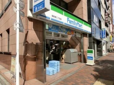 ���ӊ��@�t�@�~���[�}�[�g�ѓc���񒚖ړX �k��2���B 120m