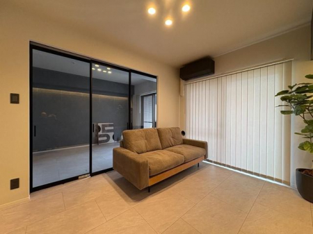 ���r���O�@-