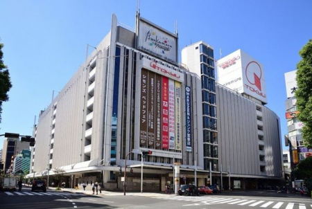 ���ӊ��@���}�S�ݓX�a�J�E�{�X �k��9���B 660m