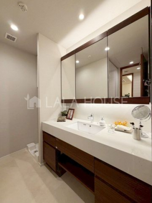 ���ʑ�E���ʏ��@�L�X�Ƃ������ʃX�y�[�X