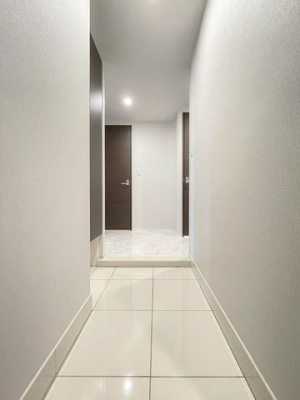 ���ց@-