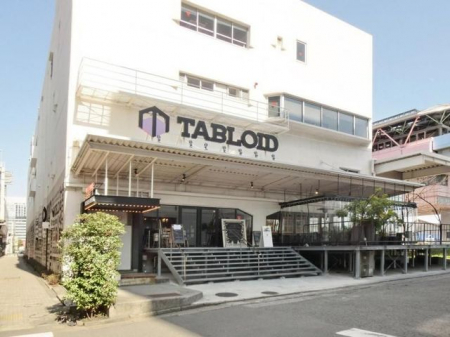 ���ӊ��@TABLOID �k��13���B 1030m